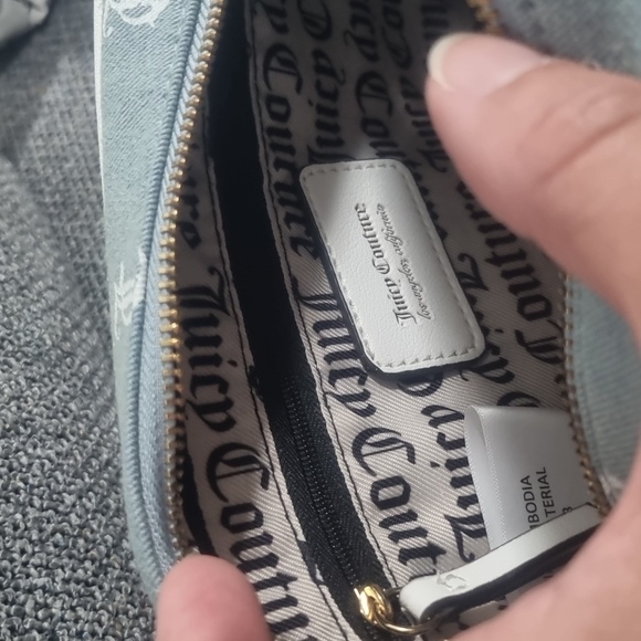 JUICY COUTURE Bestseller Camera Crossbody in Denim/White - Picture 11 of 13